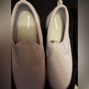 New cute light purple shoes